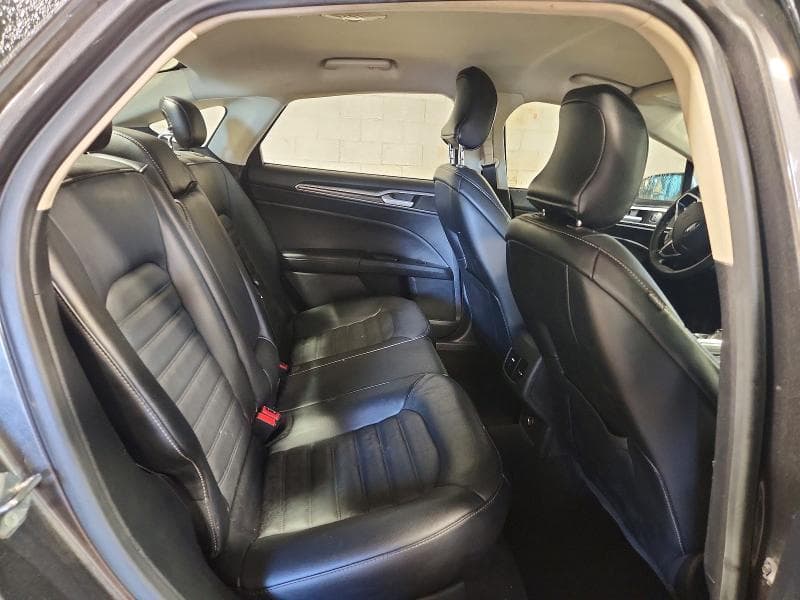 2017 FORD FUSION SE 10