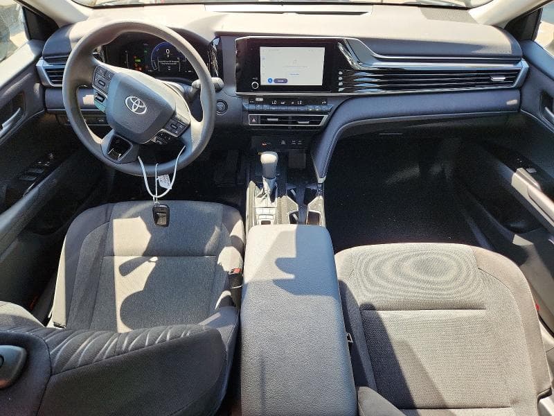 2026 TOYOTA CAMRY LE 8