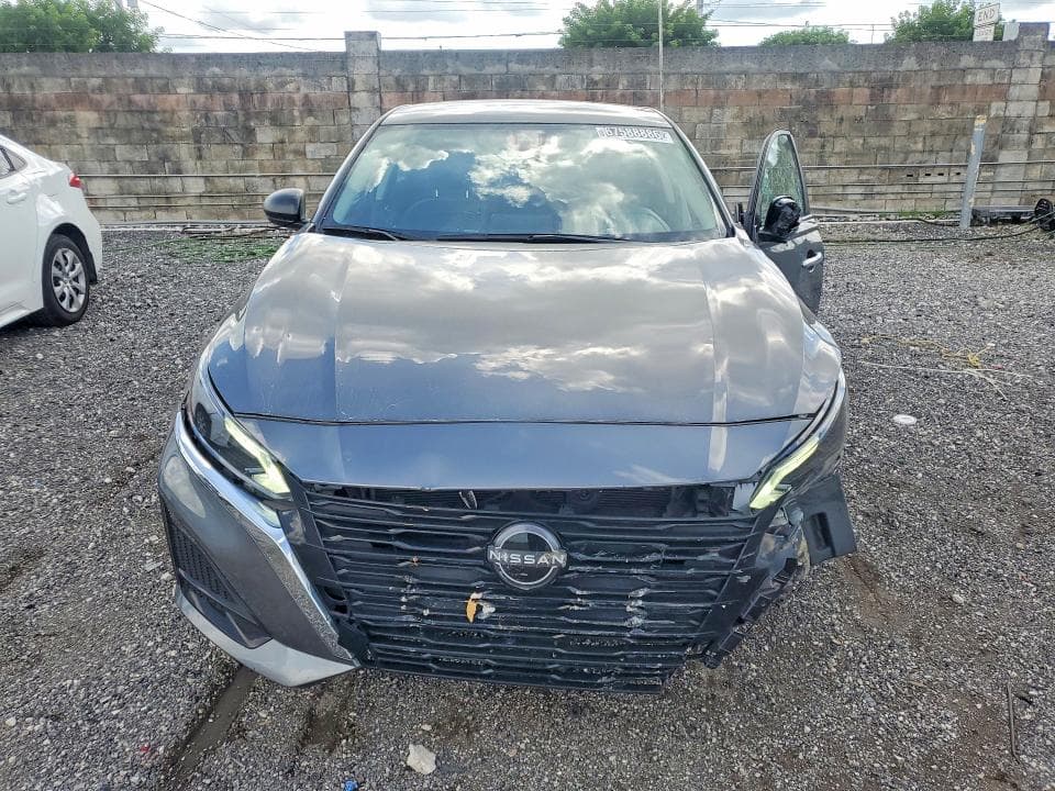 2024 NISSAN ALTIMA SV 5