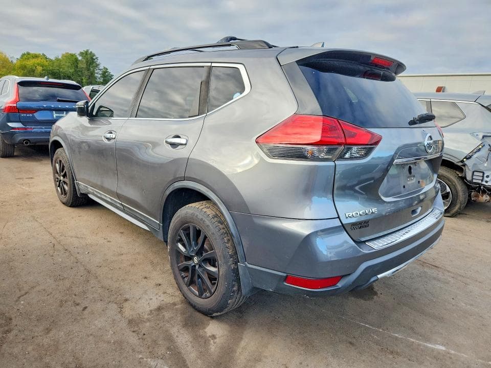 2017 NISSAN ROGUE SV 2