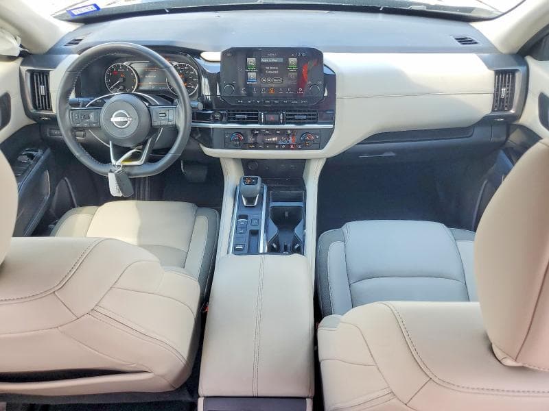 2025 NISSAN PATHFINDER SL 8