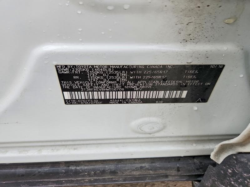 2017 TOYOTA RAV4 XLE 13