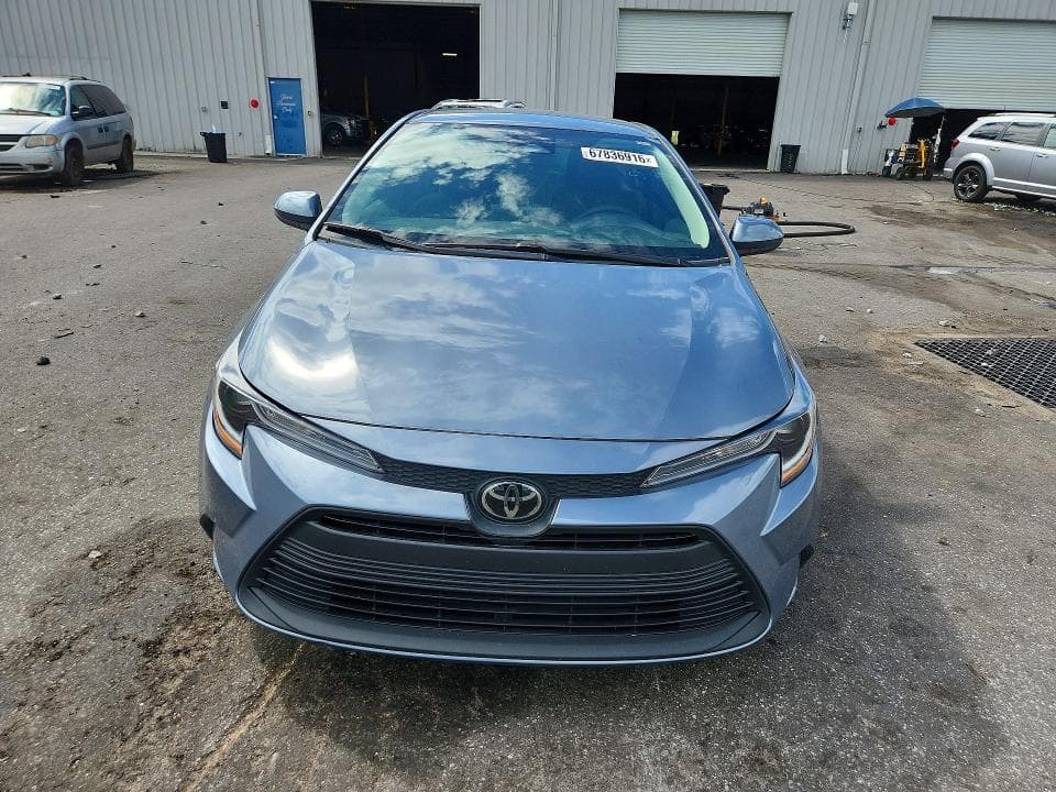 2025 TOYOTA COROLLA LE 5
