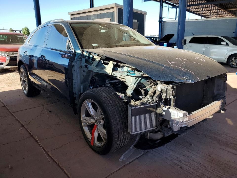 2021 AUDI Q8 PRESTIGE 4