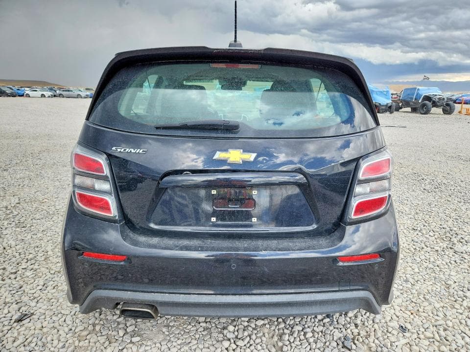 2020 CHEVROLET SONIC 6