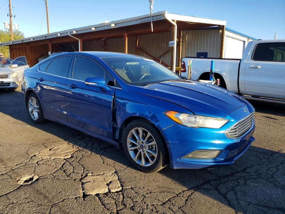 2017 FORD FUSION SE 4