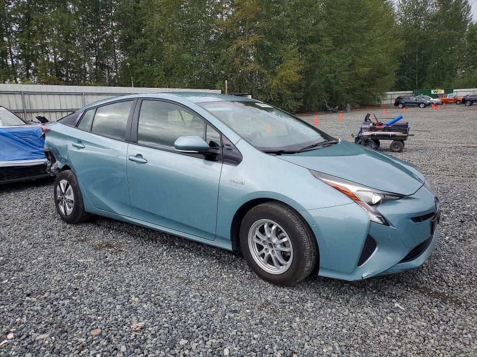 2017 TOYOTA PRIUS THREE 4