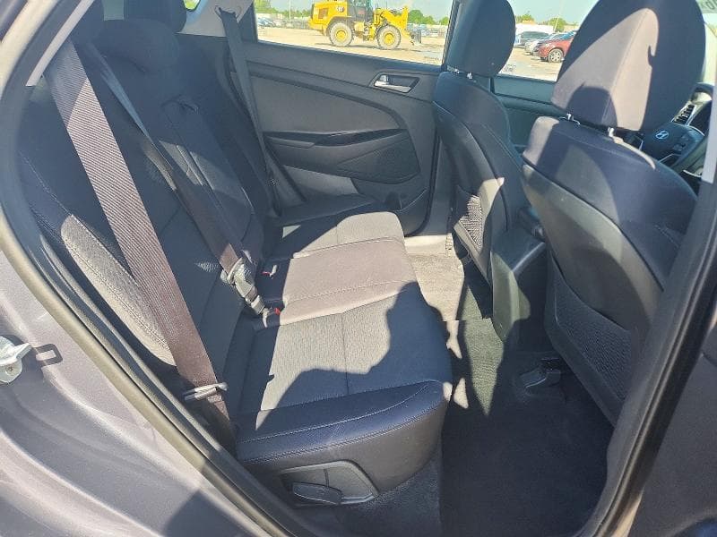 2019 HYUNDAI TUCSON SE 11