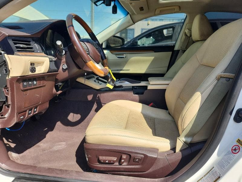 2017 LEXUS ES 300H 7