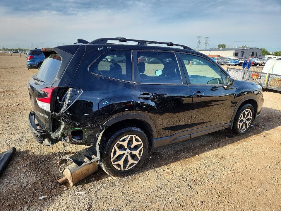 2019 SUBARU FORESTER PREMIUM 3