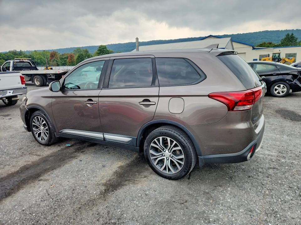 2017 MITSUBISHI OUTLANDER SE 2