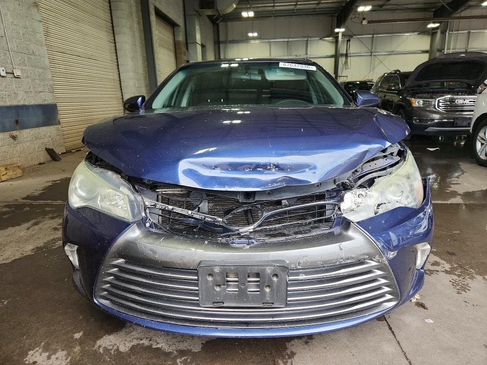 2017 TOYOTA CAMRY LE 5