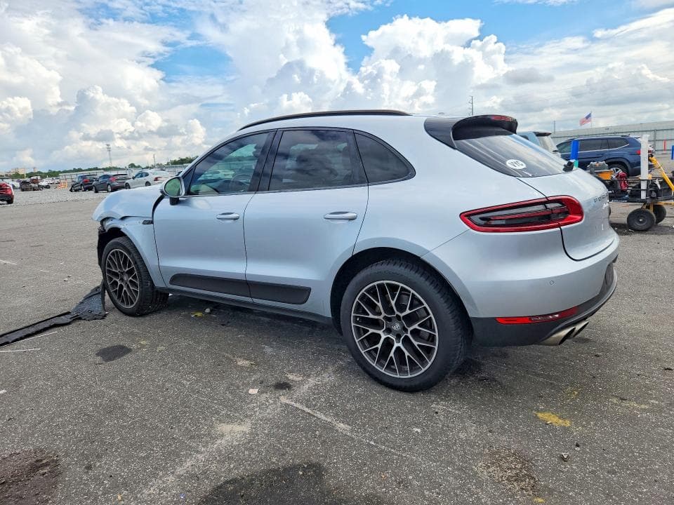 2018 PORSCHE MACAN S 2
