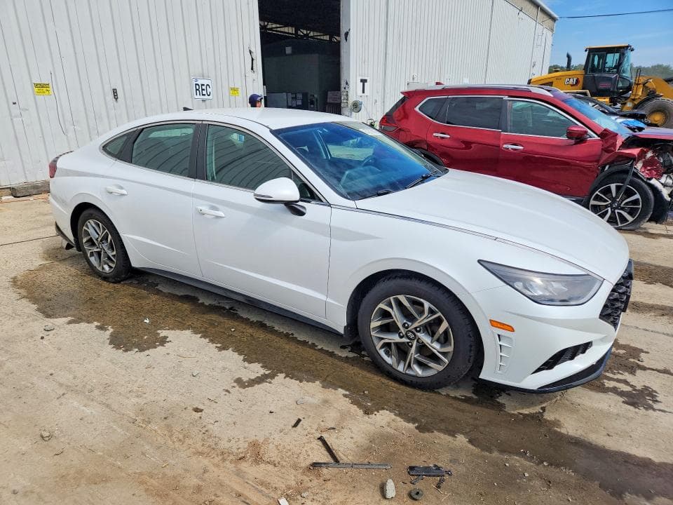 2021 HYUNDAI SONATA SEL 4