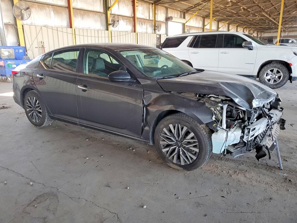 2025 NISSAN ALTIMA SV 4