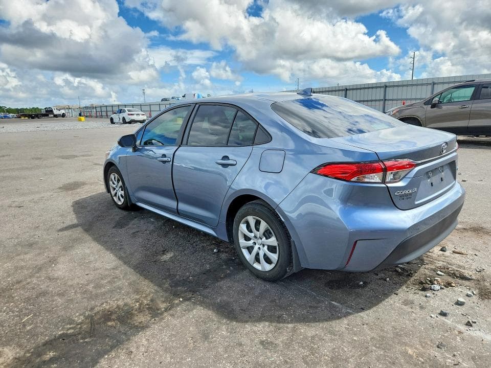 2025 TOYOTA COROLLA LE 2