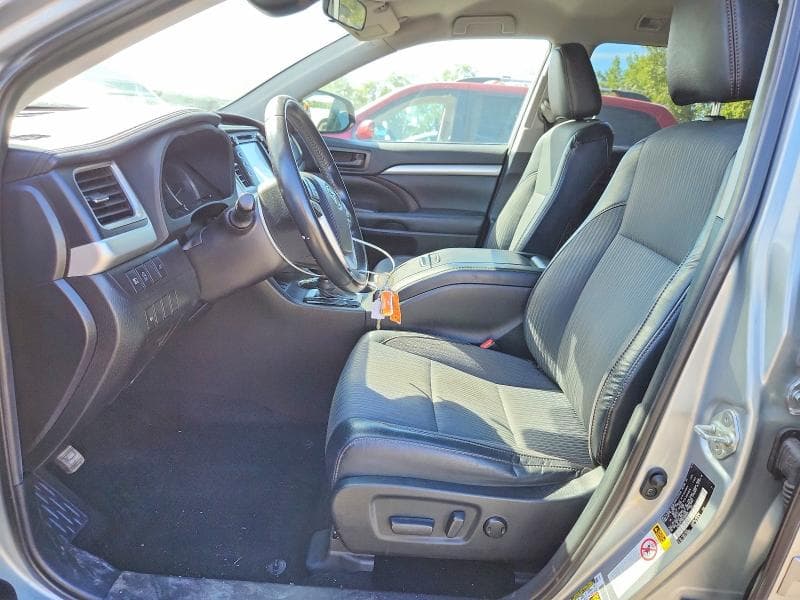 2019 TOYOTA HIGHLANDER LE PLUS 7