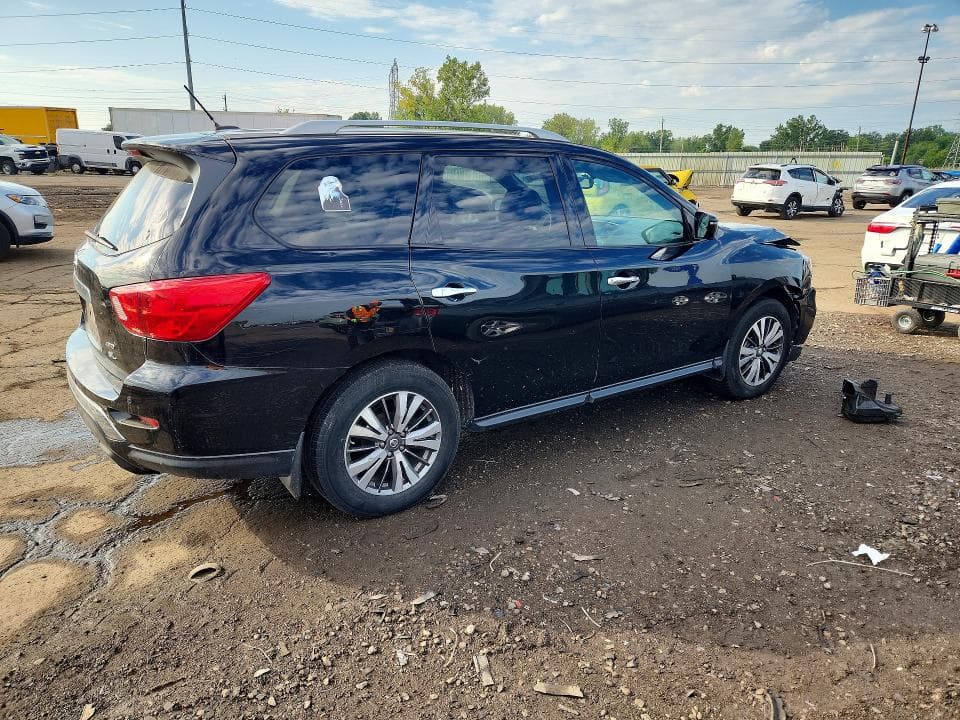 2017 NISSAN PATHFINDER SL 3