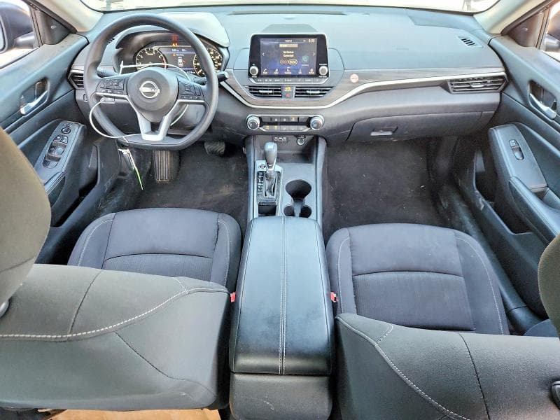 2025 NISSAN ALTIMA SV 8