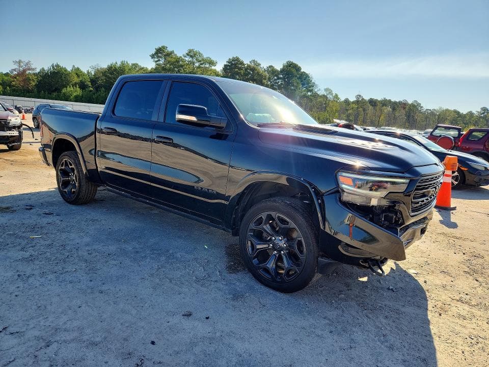 2020 RAM 1500 LIMITED 4