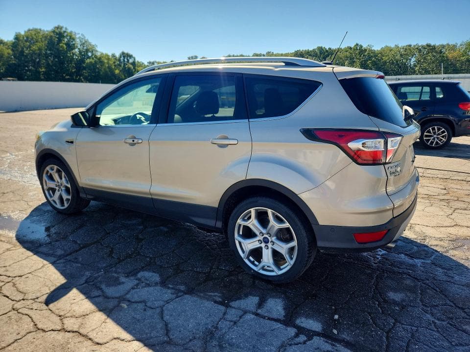 2017 FORD ESCAPE TITANIUM 2