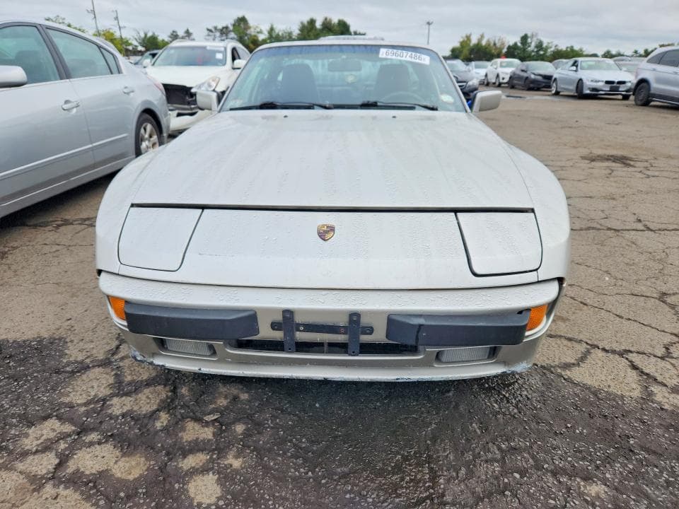 1986 PORSCHE 944 5