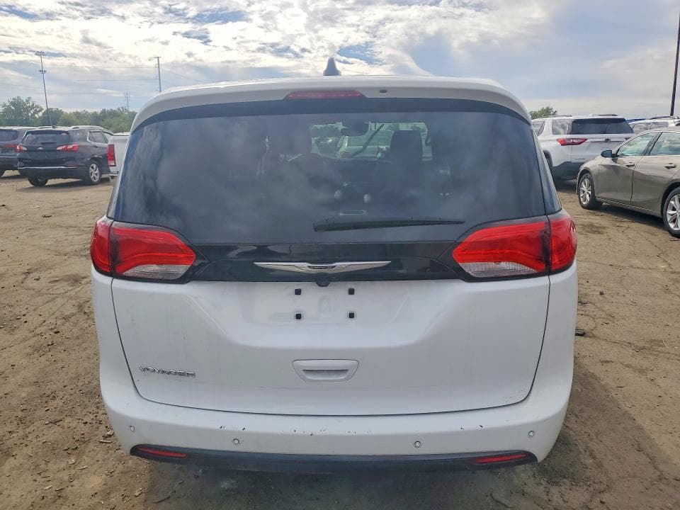 2025 CHRYSLER VOYAGER LX 6