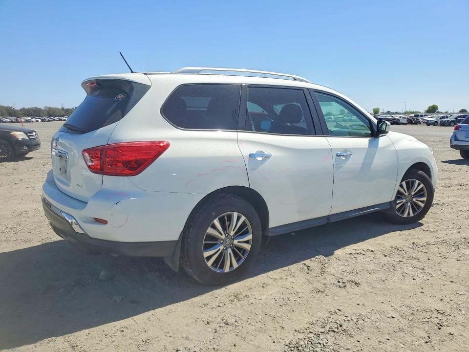 2018 NISSAN PATHFINDER S 3