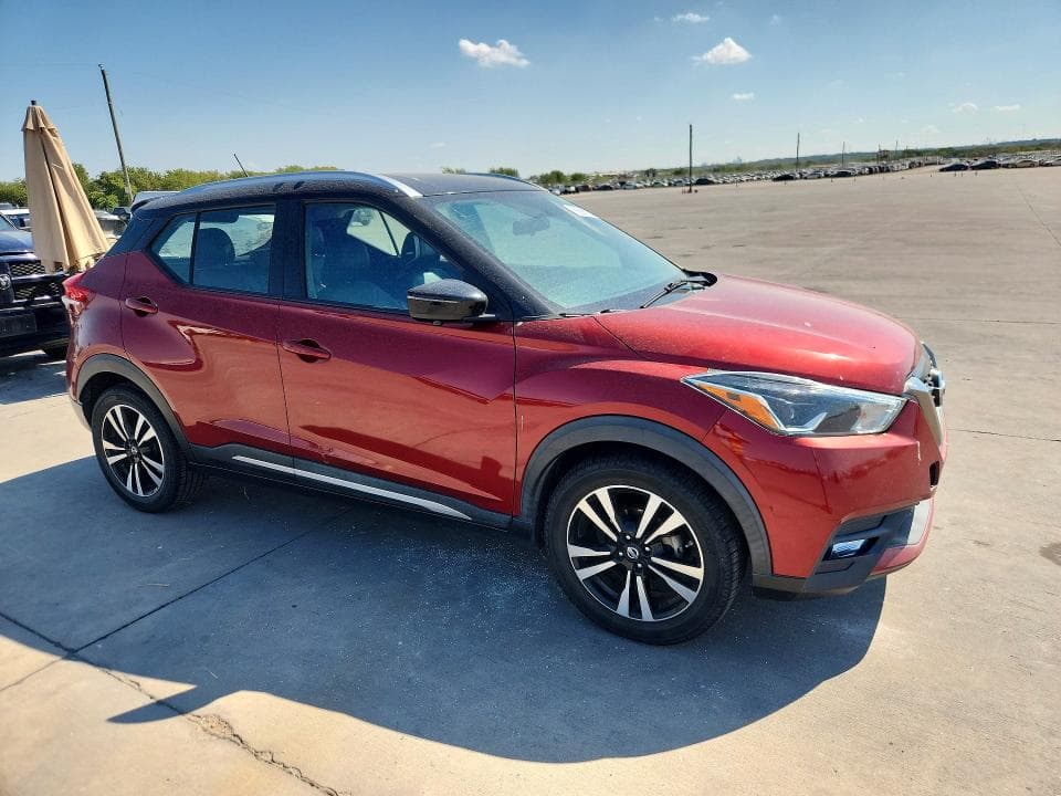 2019 NISSAN KICKS SR 4