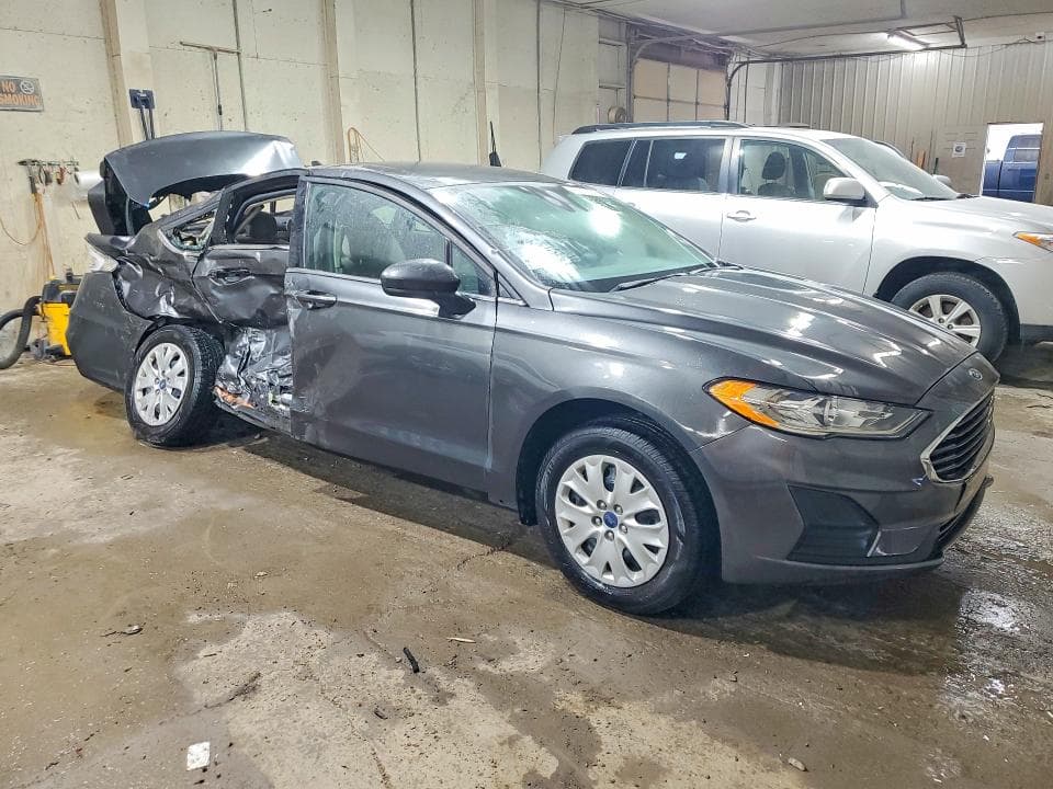 2020 FORD FUSION S 4
