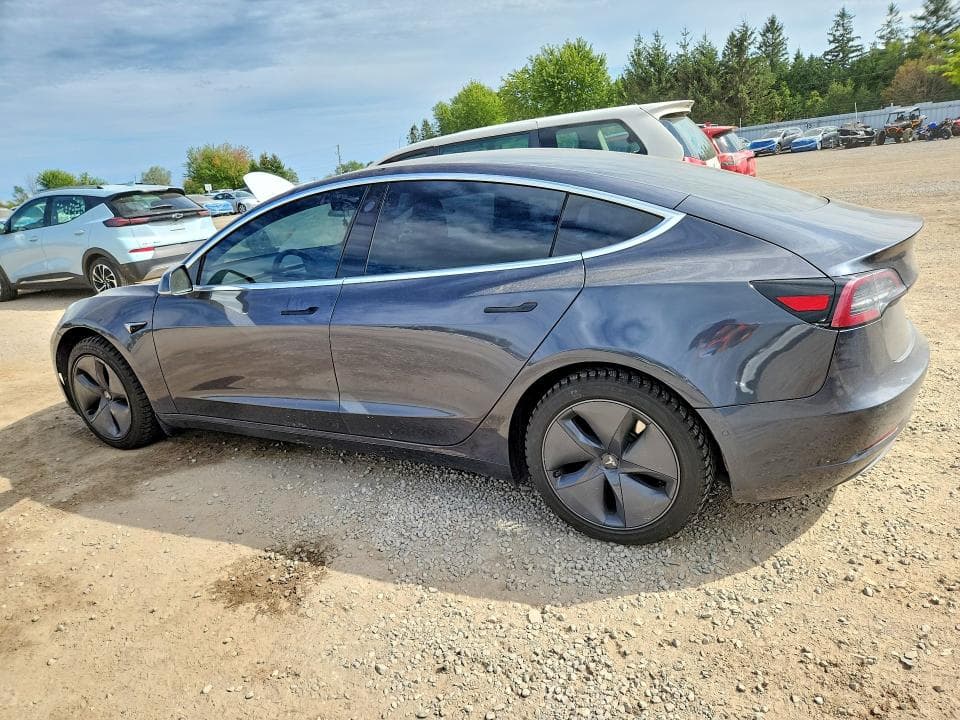 2018 TESLA MODEL 3 2