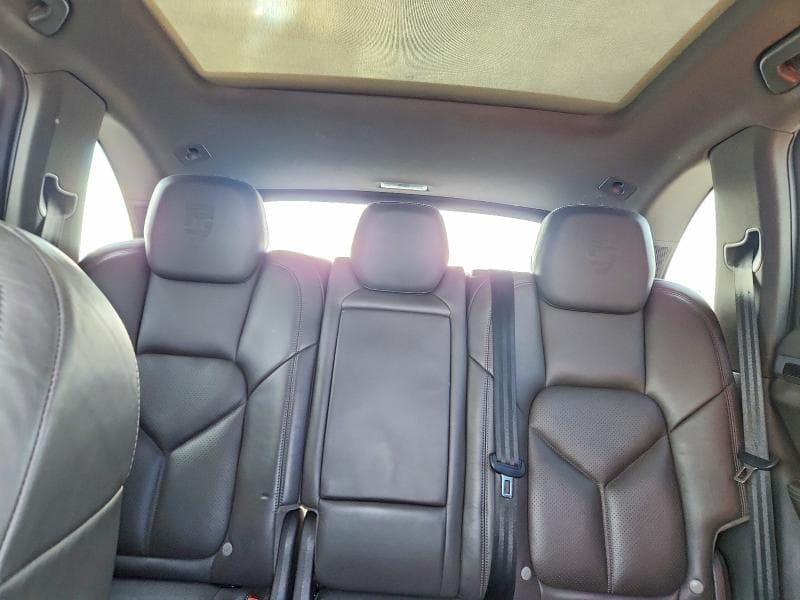 2017 PORSCHE CAYENNE S 10
