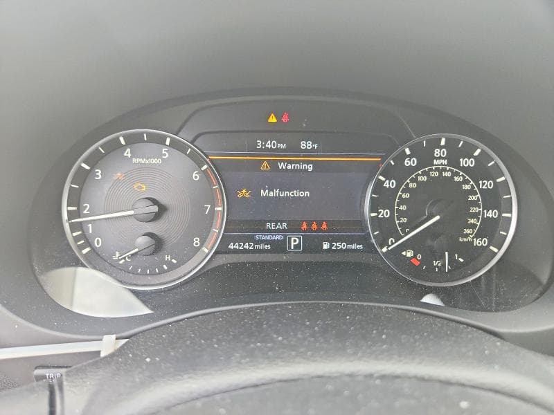 2021 INFINITI QX50 LUXE 9