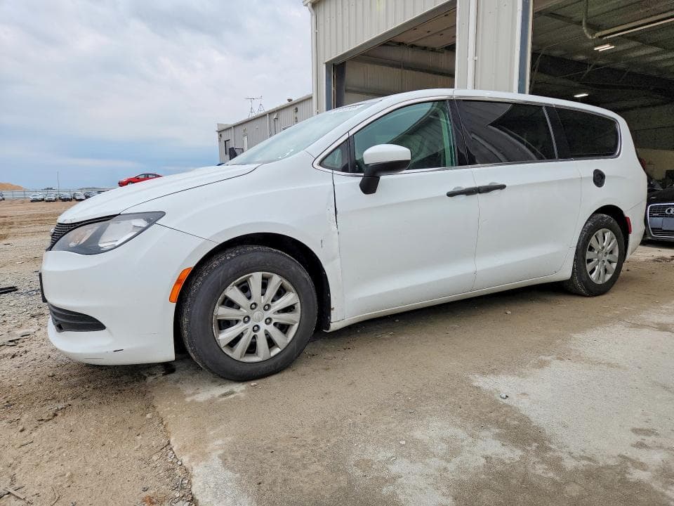 2019 CHRYSLER PACIFICA - 1