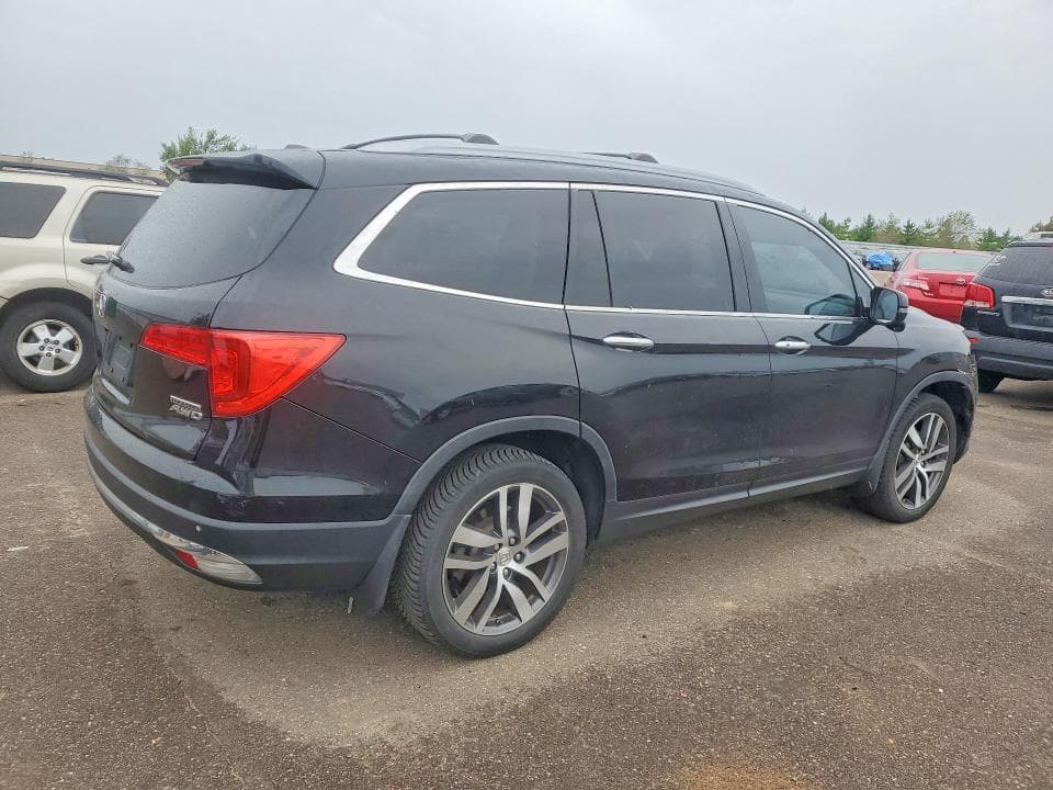 2017 HONDA PILOT TOURING 3