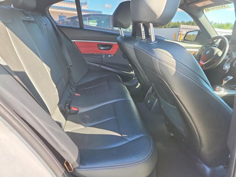 2017 BMW 330 I 10