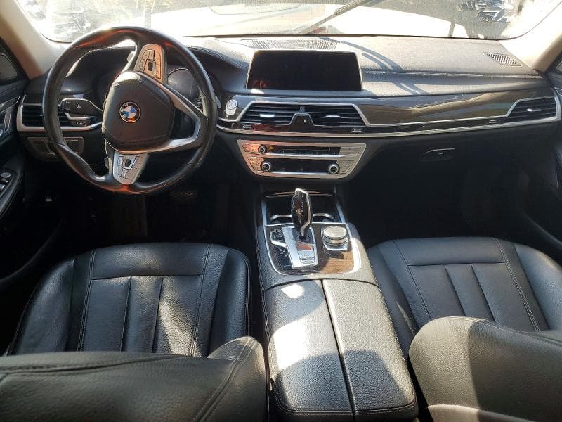 2019 BMW 740 XI 8