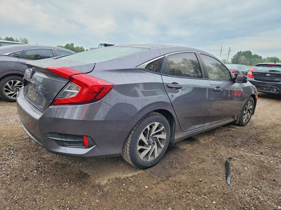 2017 HONDA CIVIC EX 3