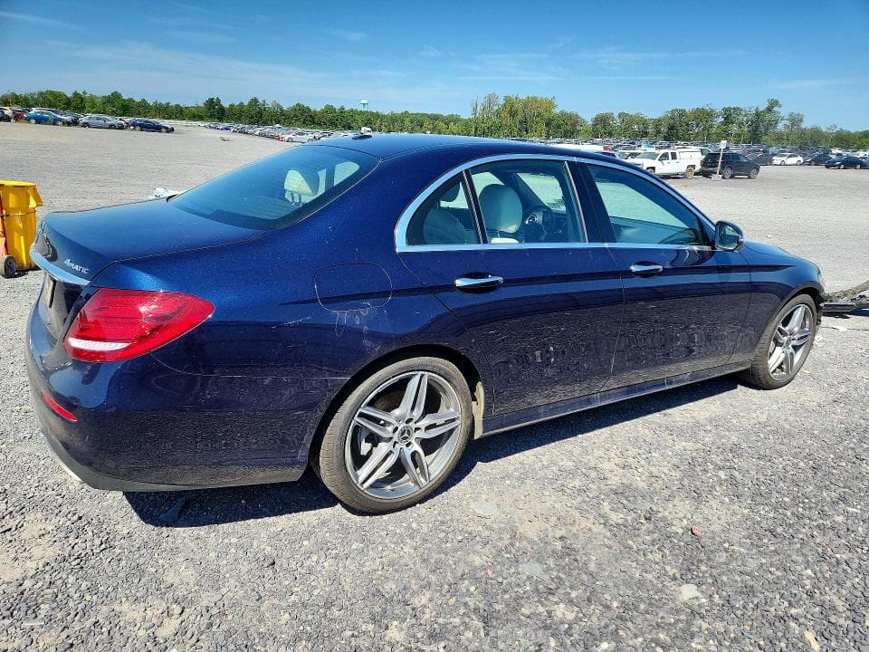 2019 MERCEDES-BENZ E 300 4MATIC 3