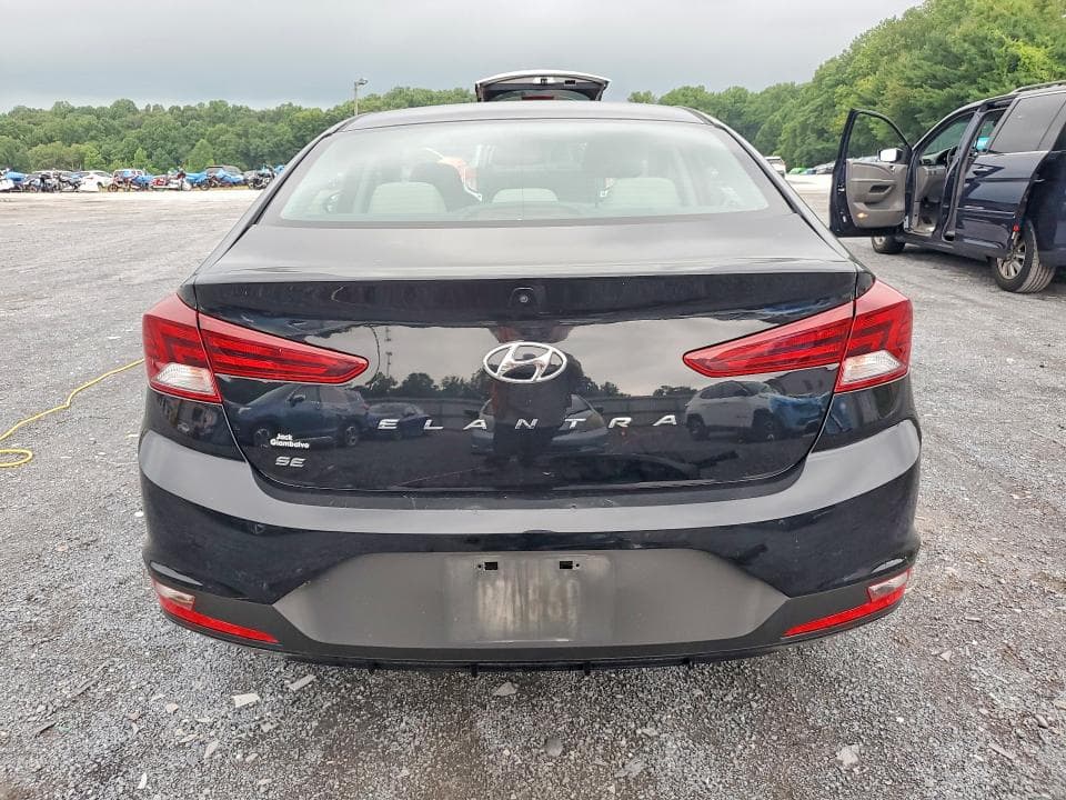 2020 HYUNDAI ELANTRA SE 6