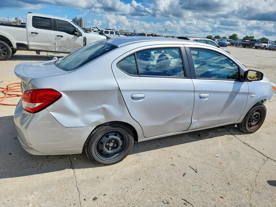 2017 MITSUBISHI MIRAGE G4 ES 3