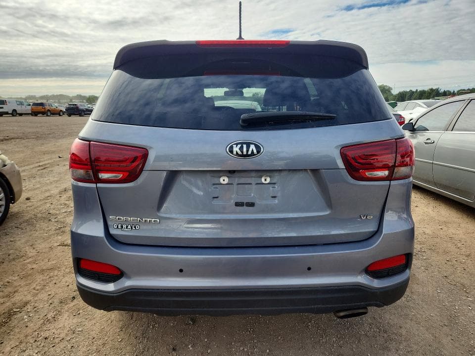 2020 KIA SORENTO S 6