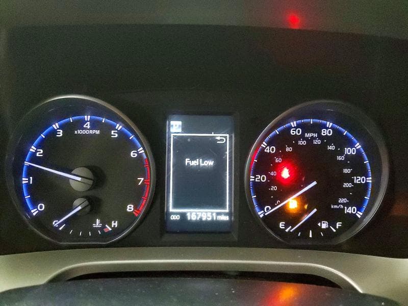 2018 TOYOTA RAV4 LE 9