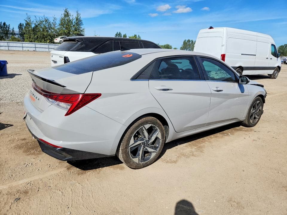 2021 HYUNDAI ELANTRA SEL 3