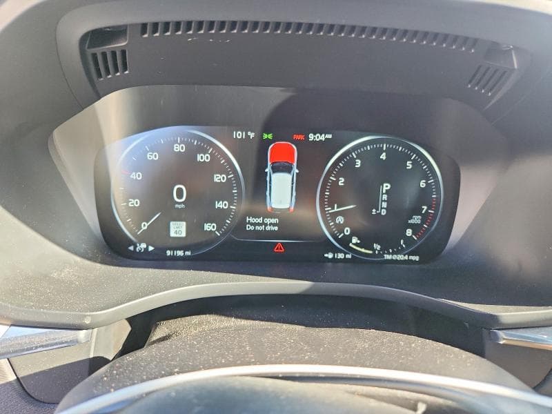2018 VOLVO XC60 T6 9