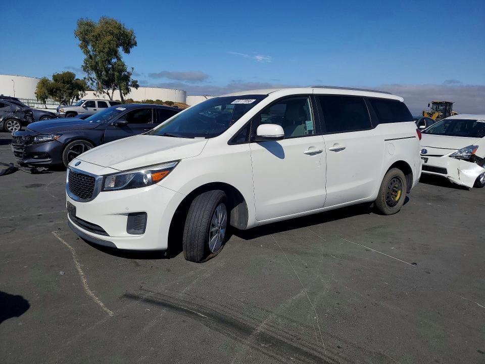 2017 KIA SEDONA LX