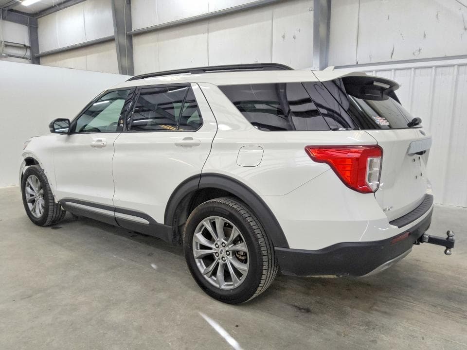 2024 FORD EXPLORER XLT 2