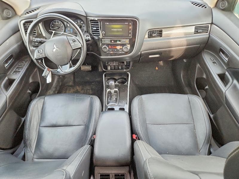 2019 MITSUBISHI OUTLANDER SE 8