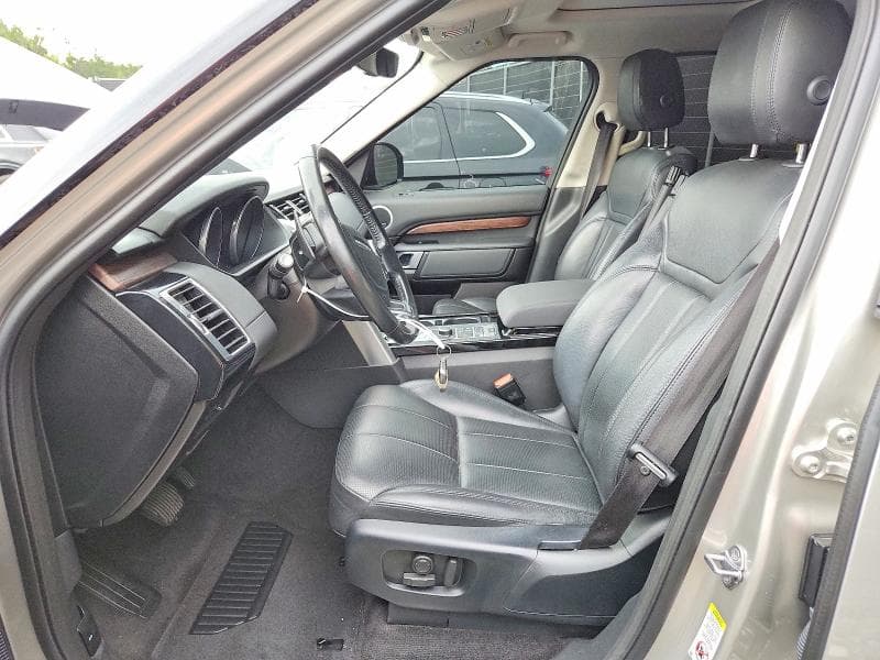 2017 LAND ROVER DISCOVERY HSE 7
