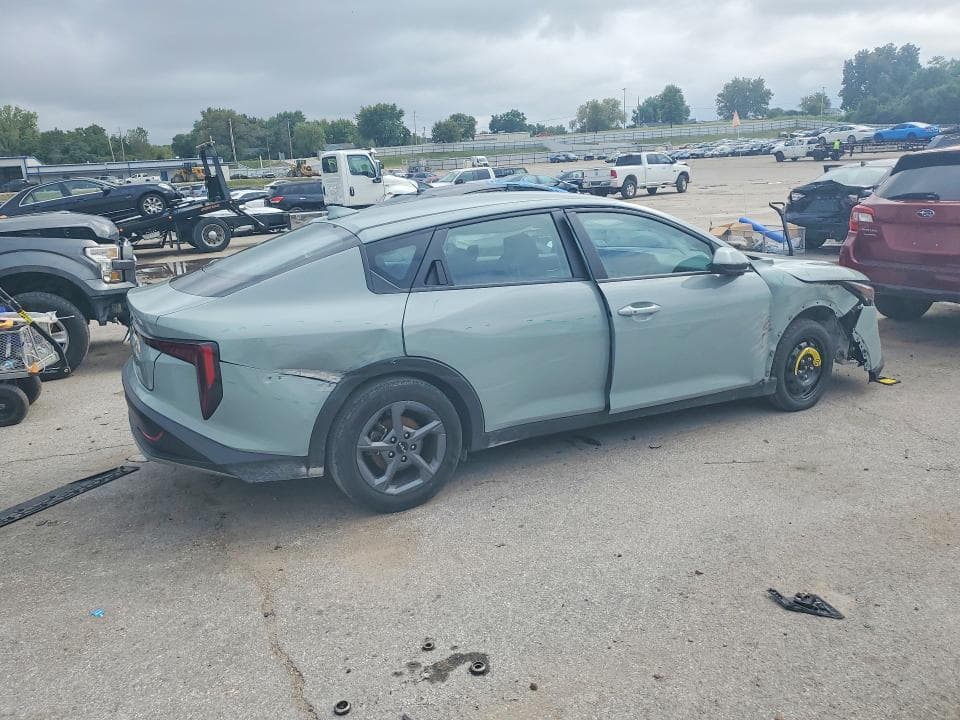 2025 KIA K4 LXS 3